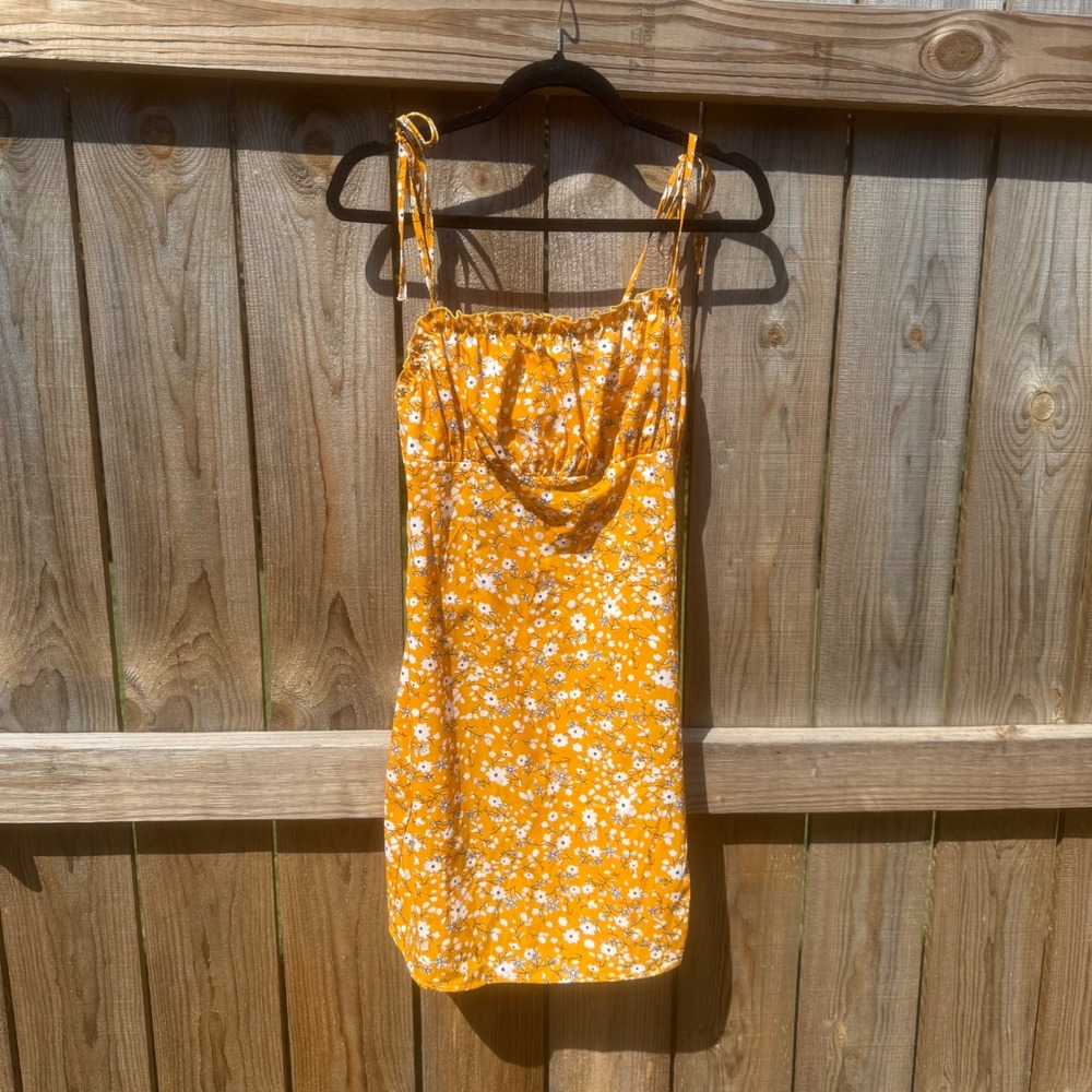 SHEIN Mustard Yellow Floral Milkmaid Mini Dress Tie Shoulder Daisy Print Medium